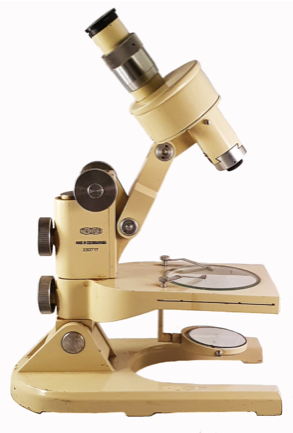 A close-up of a microscope
Description automatically generated