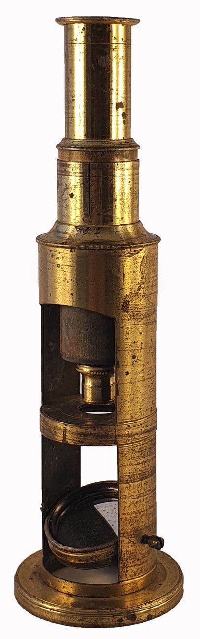 A close-up of a brass objectDescription automatically generated
