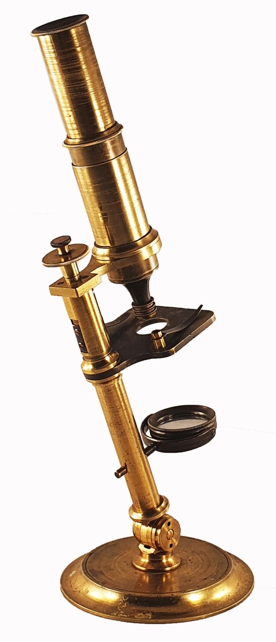 A close-up of a microscopeDescription automatically generated