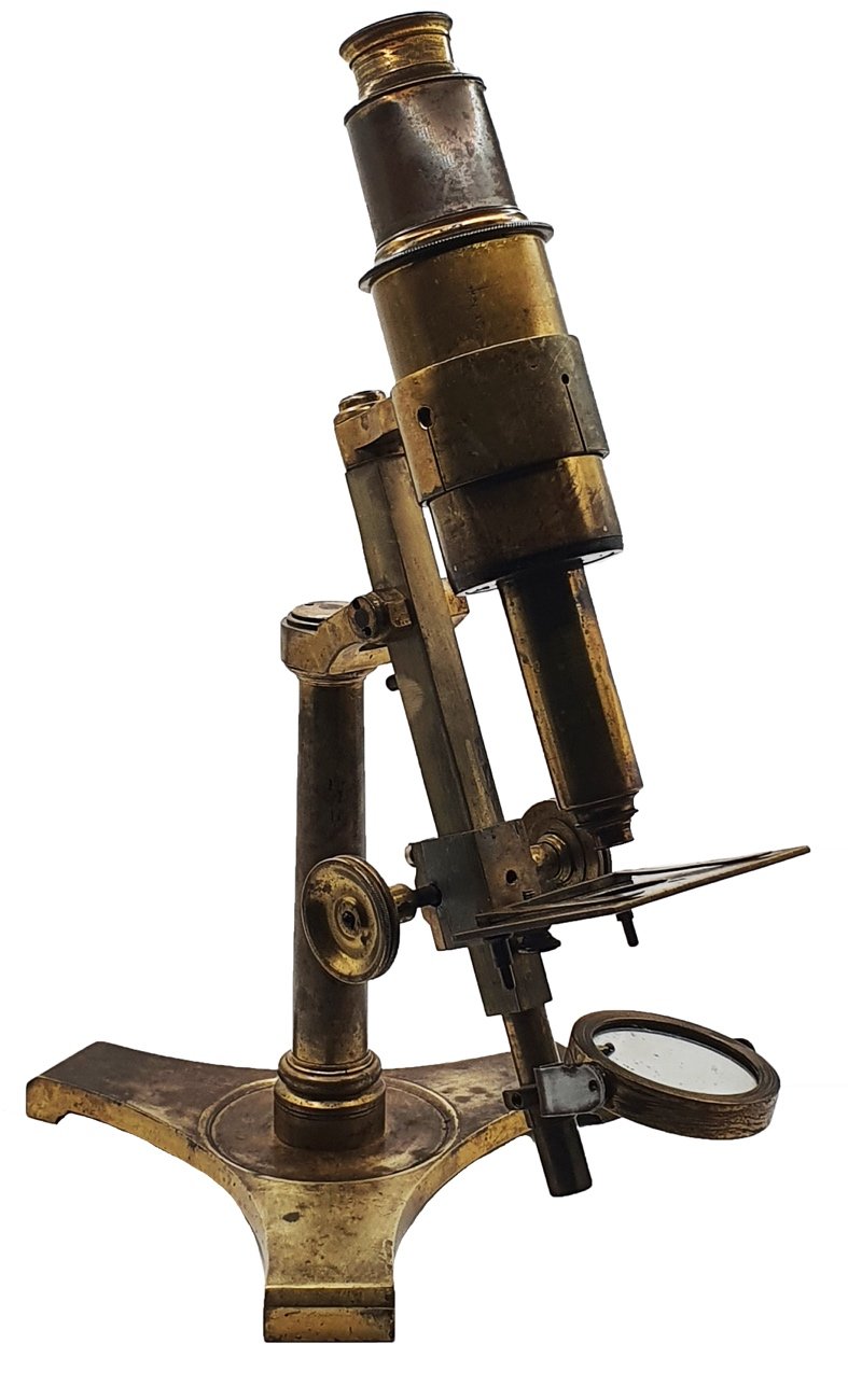A close-up of a microscopeDescription automatically generated