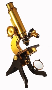 A close up of a device
Description automatically generated