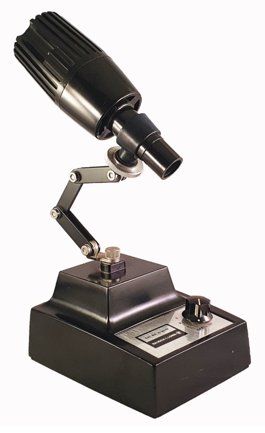 A black microscope with a white background
Description automatically generated